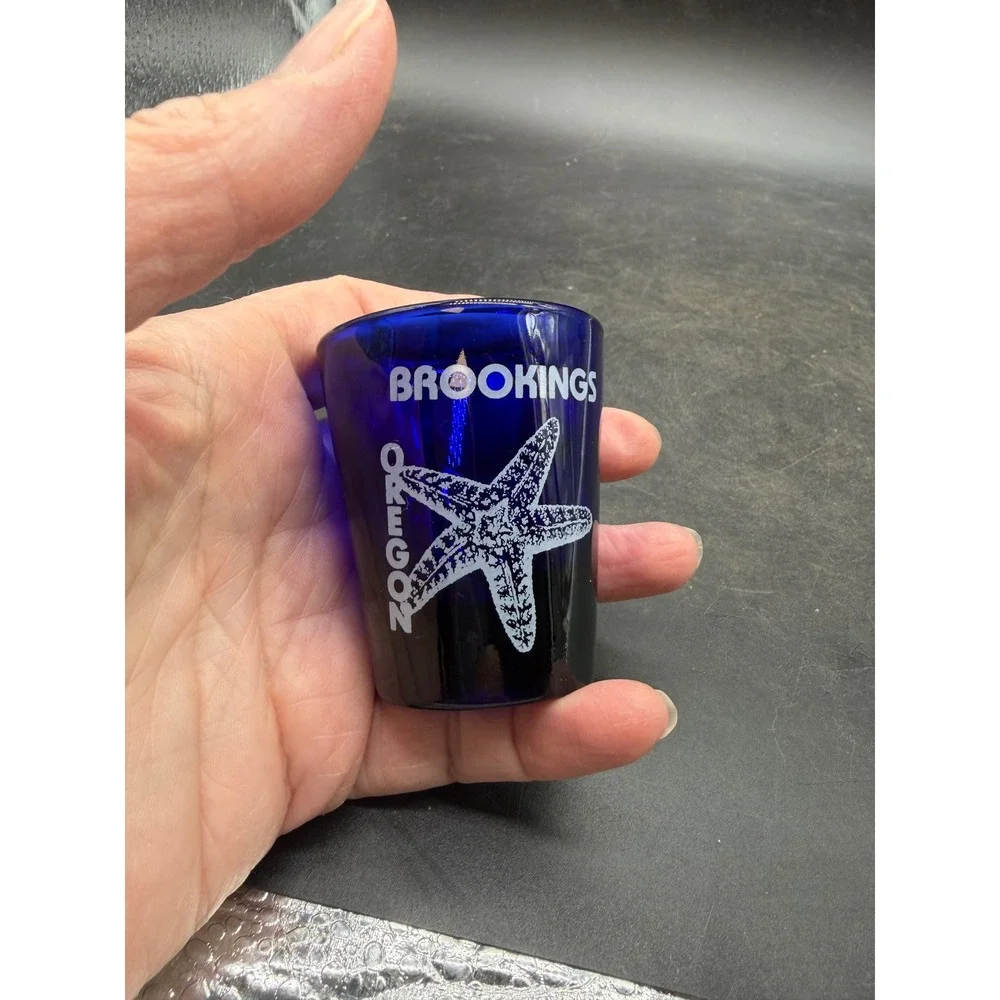 Brookings Oregon Souvenir Shot Glass Cobalt Blue Starfish Travel Barware